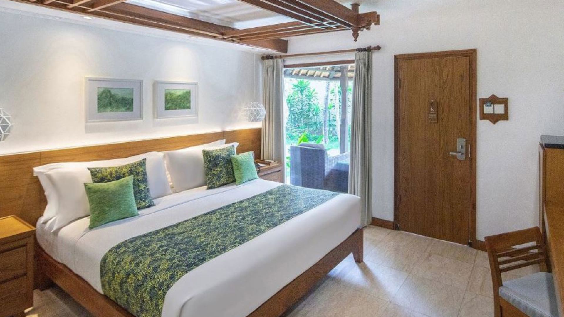 Legian Beach Hotel - Deluxe Garden Room