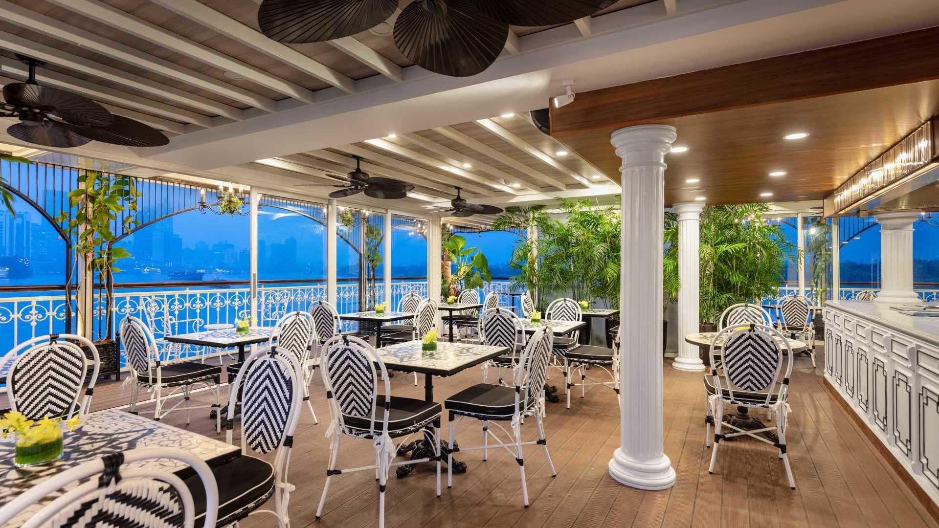 Outdoor Lounge Mekong Jewel