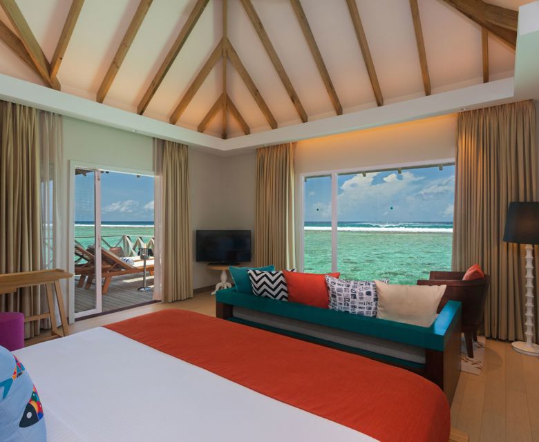 Cinnamon Dhonveli Water Bungalow