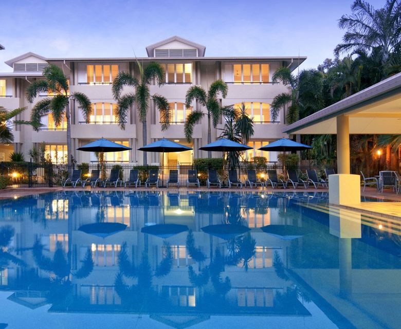 Cayman Villas Port Douglas Outdoor Pool Area