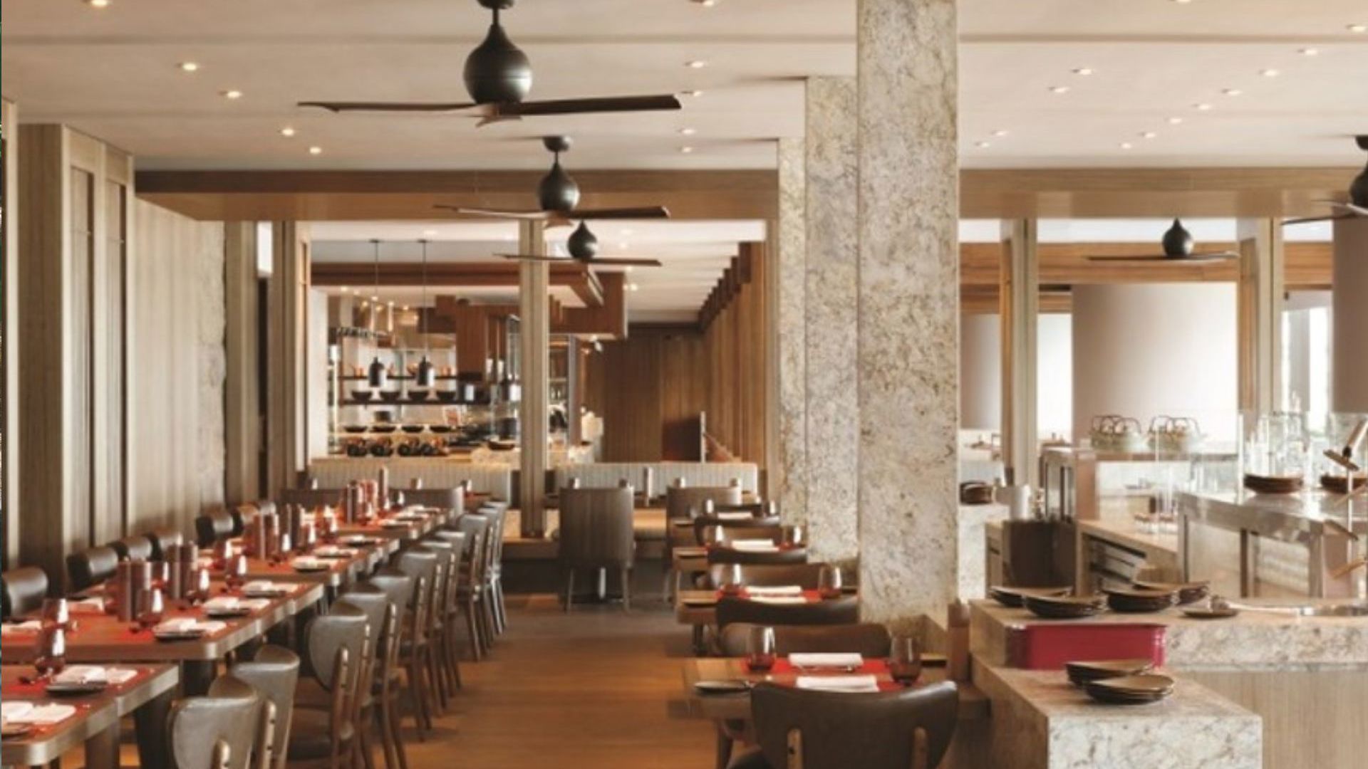 Kerry Hotel Hong Kong - Big Bay Cafe