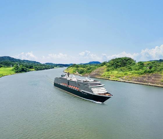 Holland America - Panama Canal 