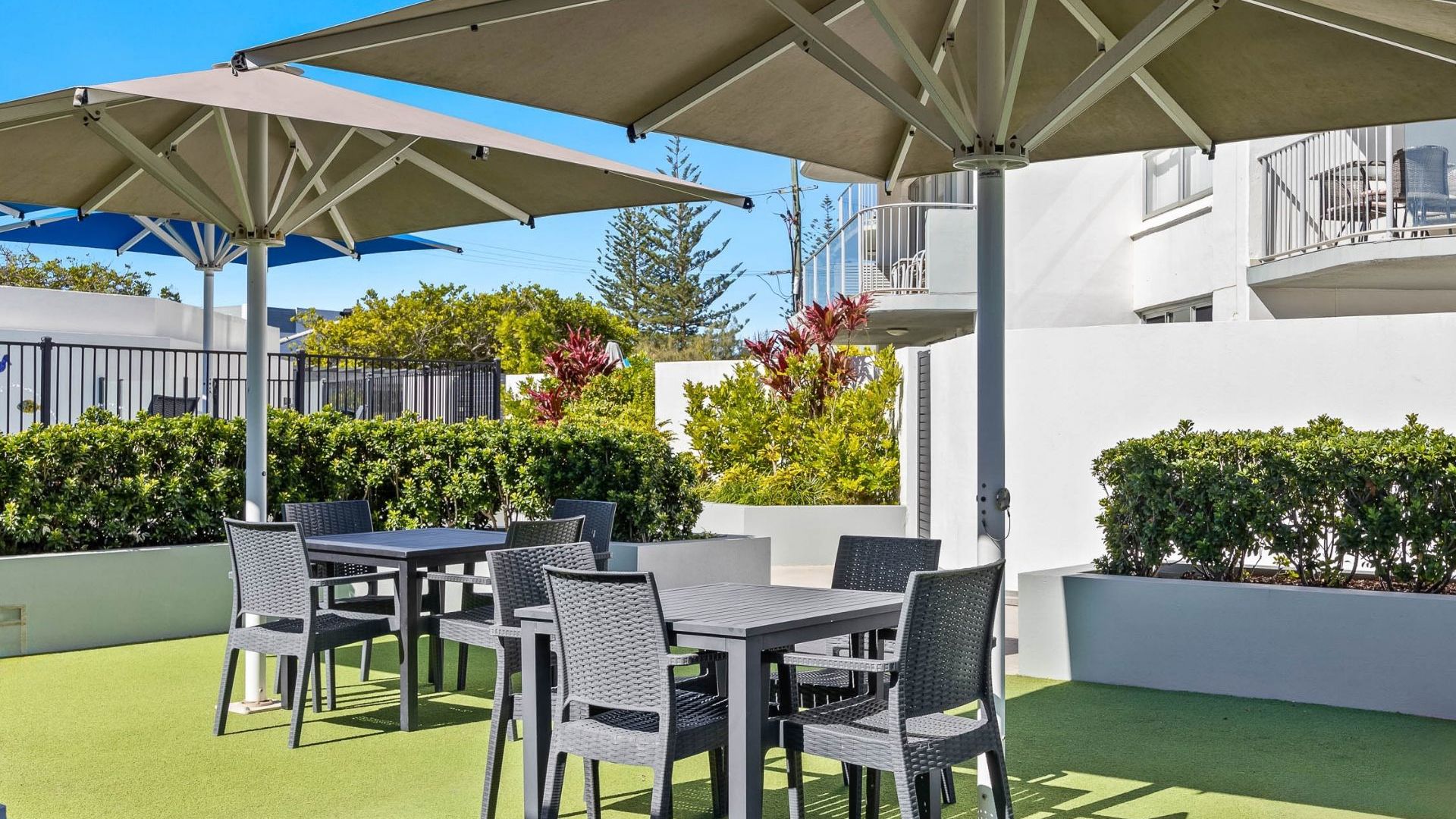 Mandolin Resort Outdoor Area