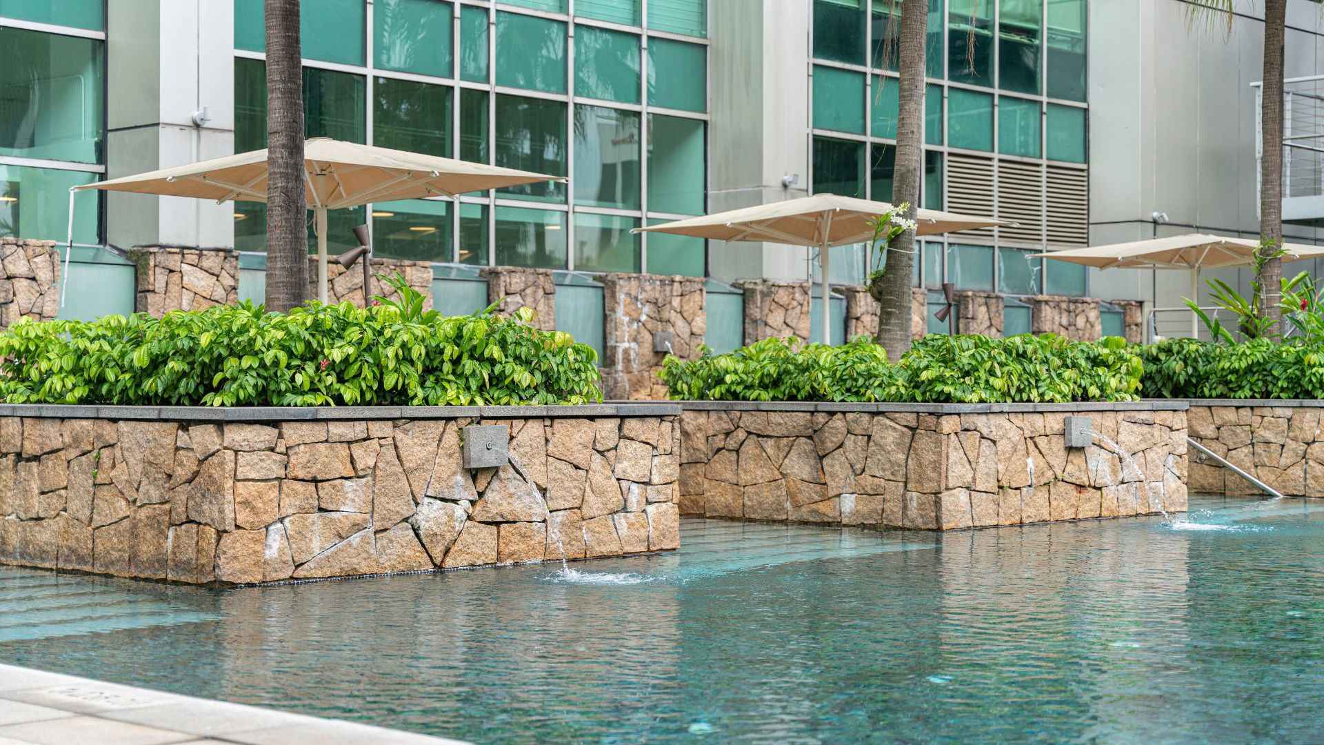 Amara Singapore Pool Area