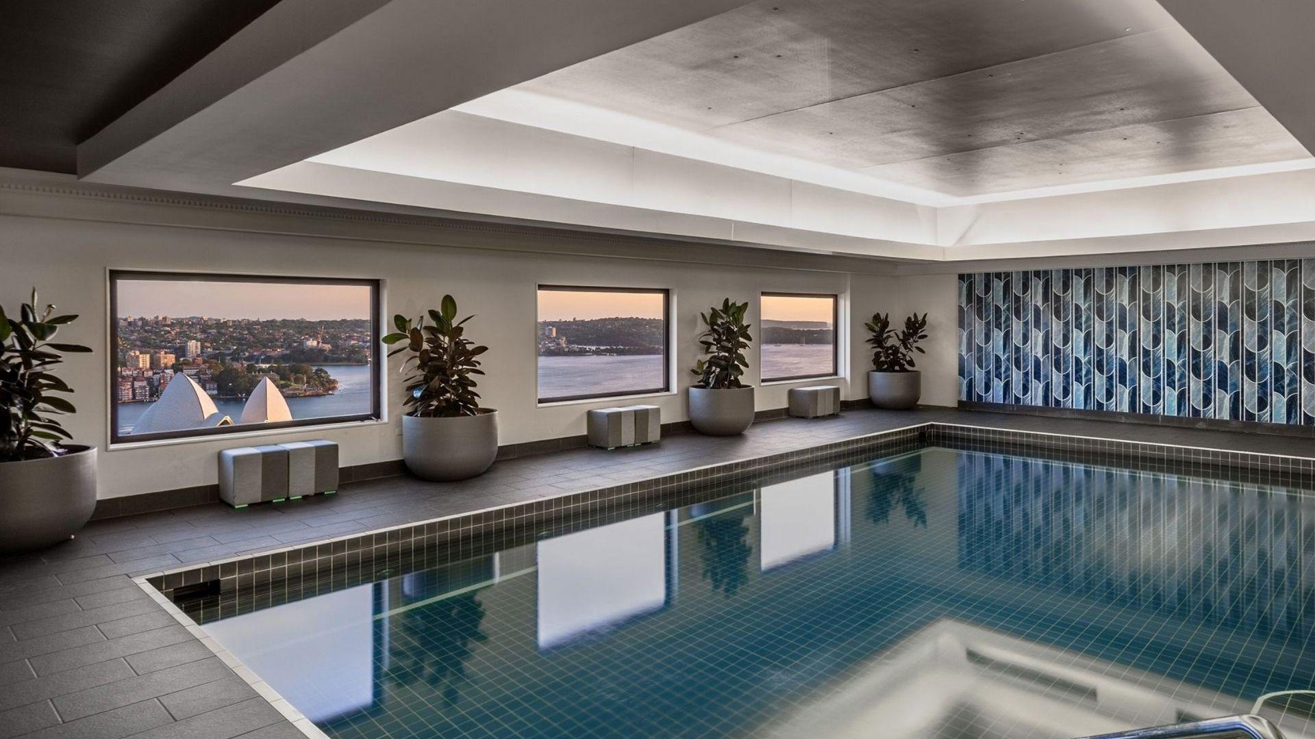 Intercontinental Sydney Pool