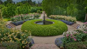 Melbourne Flower Show Tour Alowyn Gardens Fountain