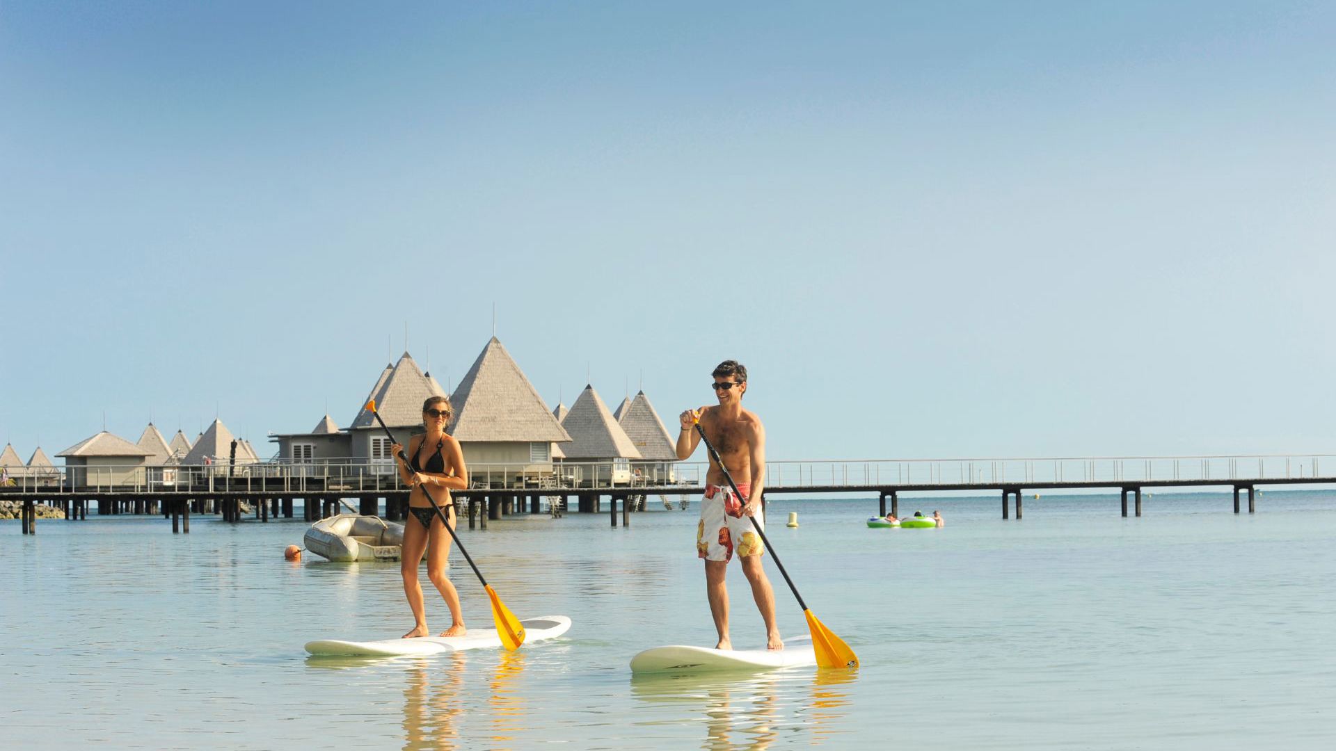 Doubletree By Hilton Noumea Ilot Maitre Paddle Boards