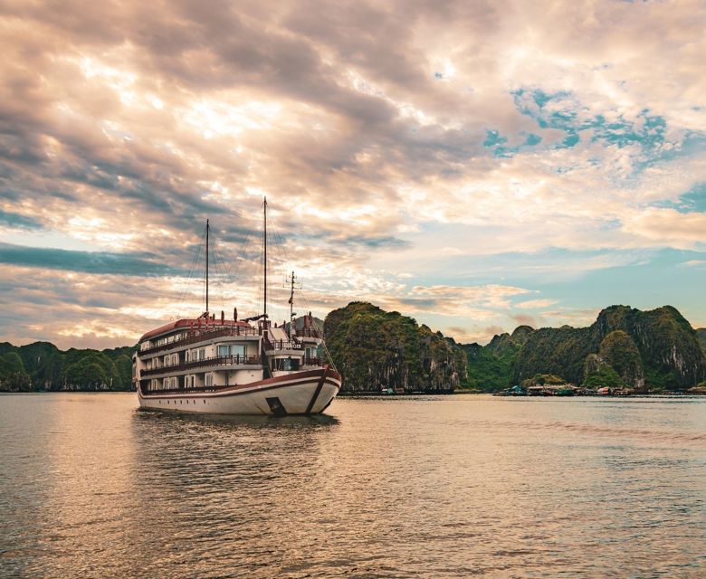 Ship Ginger Exterior