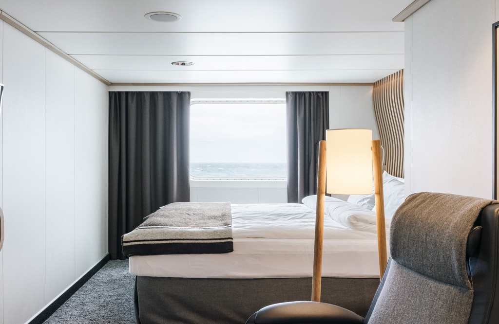 MS Fridtjof Nansen Polar Outside Cabin Bedroom