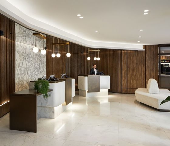 Crowne Plaza Sydney Lobby