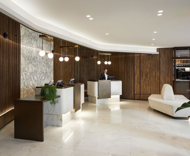 Crowne Plaza Sydney Lobby