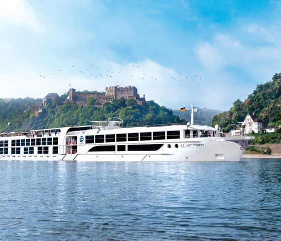 S.S Antoinette Exterior