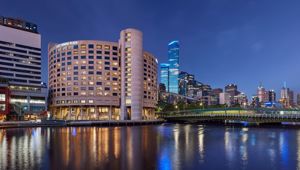 Crowne Plaza Melbourne - Exterior