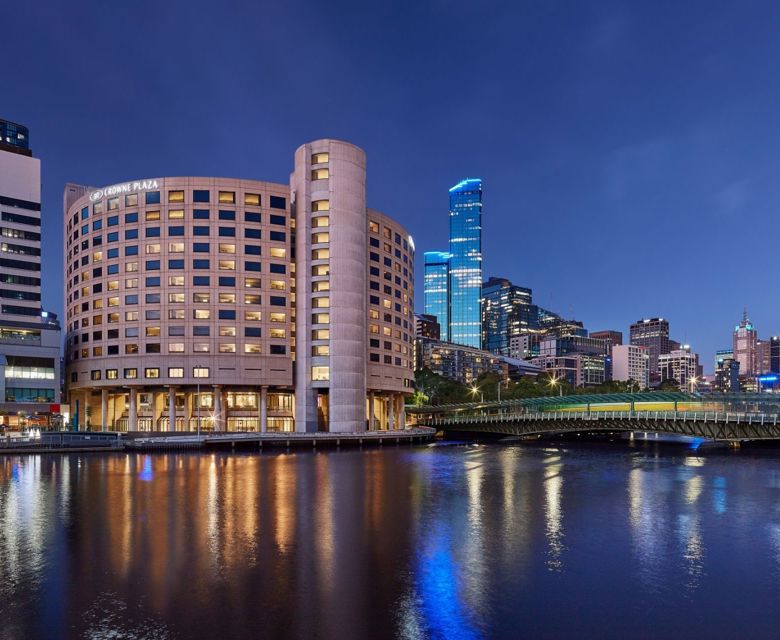 Crowne Plaza Melbourne - Exterior