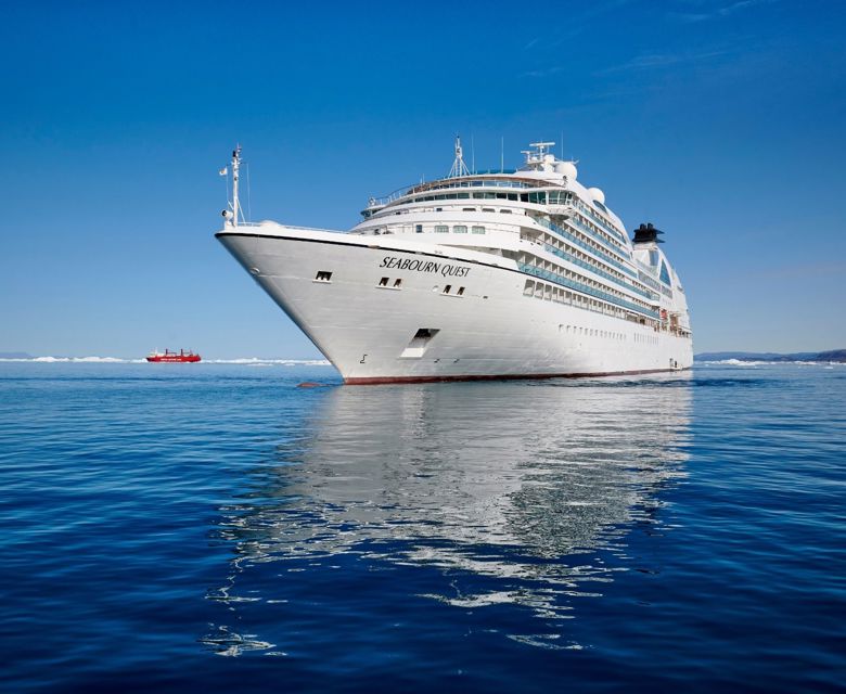 Seabourn Quest at Sea