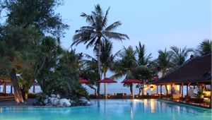 Griya Santrian Main Pool