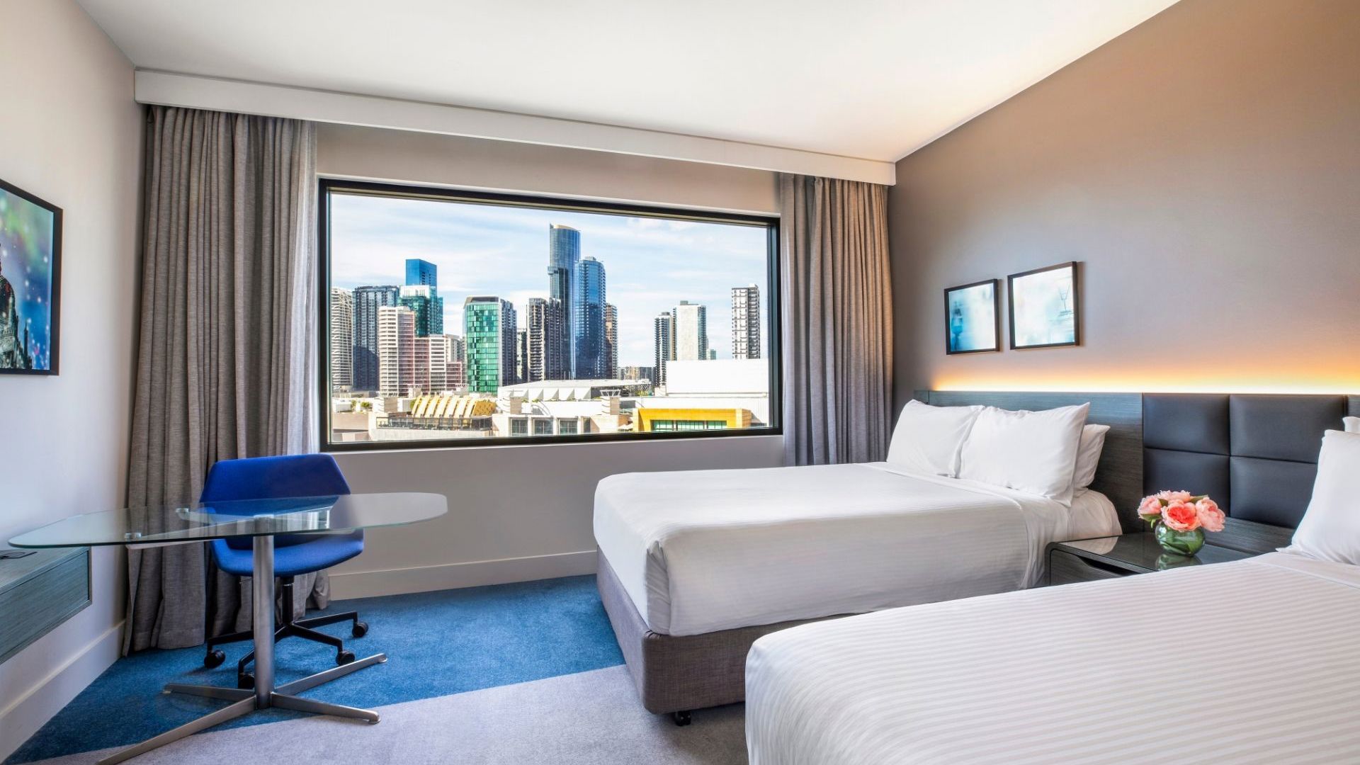 Crowne Plaza Melbourne - Twin Room