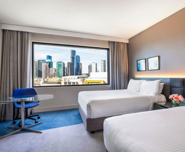 Crowne Plaza Melbourne - Twin Room