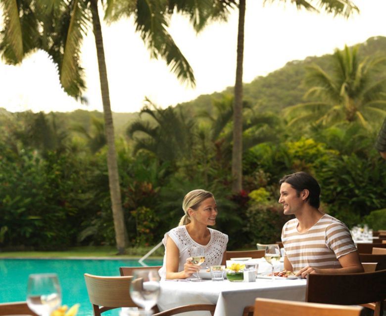 Reef View Hotel - dining