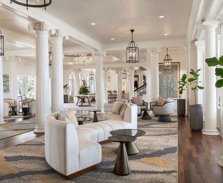 Moana Surfrider, A Westin Resort & Spa - Lobby Seating Area