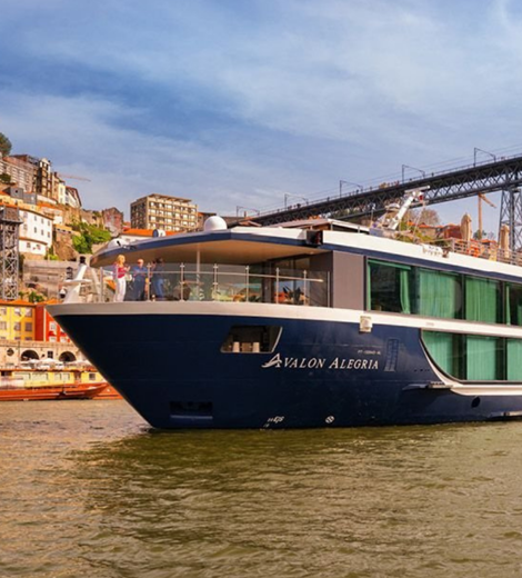 Avalon Alegria Carousel Exterior Bridge