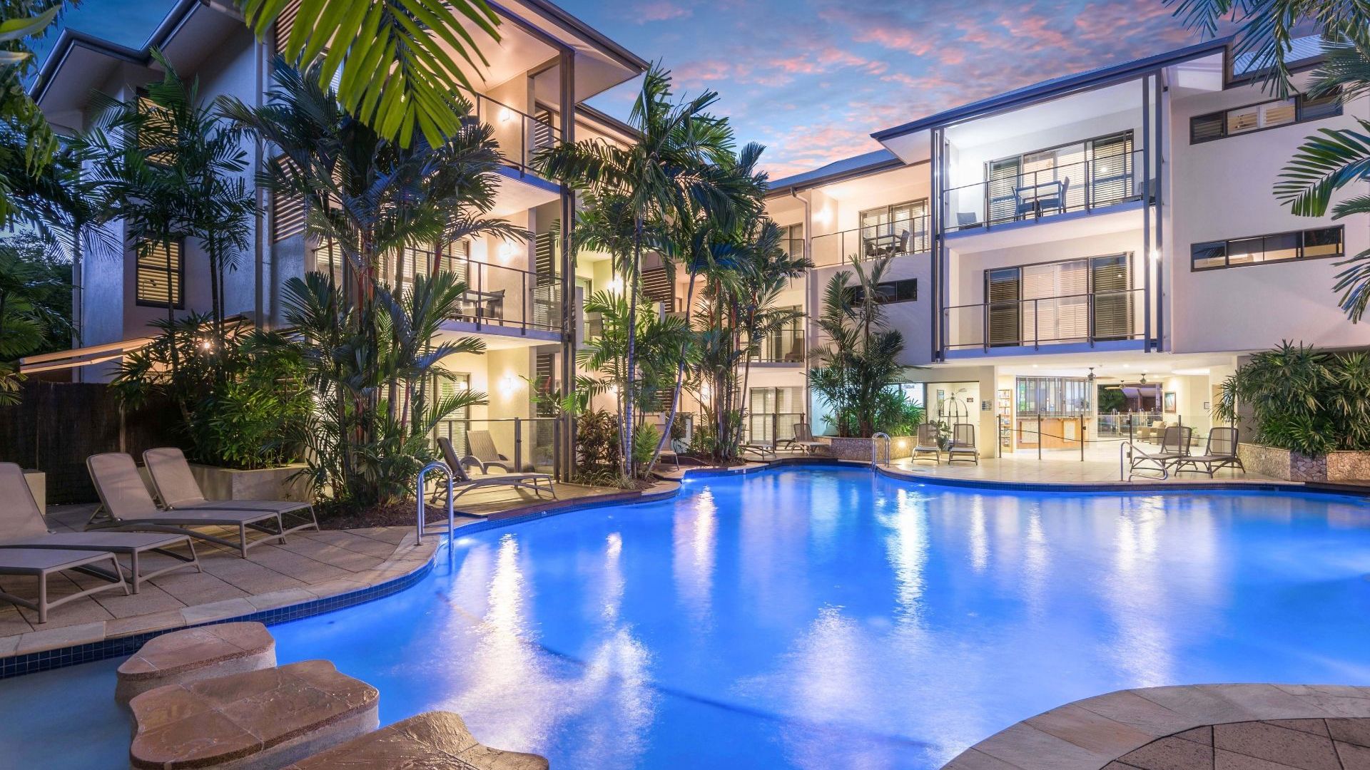 Shantara Resort - pool 1