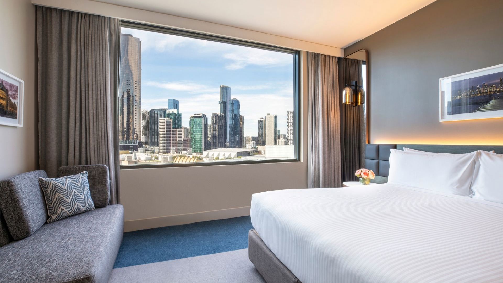 Crowne Plaza Melbourne - King Room