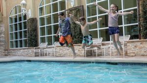 Desert Palms Hotel & Suites - Pool View