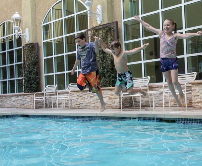 Desert Palms Hotel & Suites - Pool View