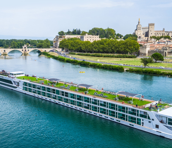 SCENIC SAPPHIRE AVIGNON FRANCE