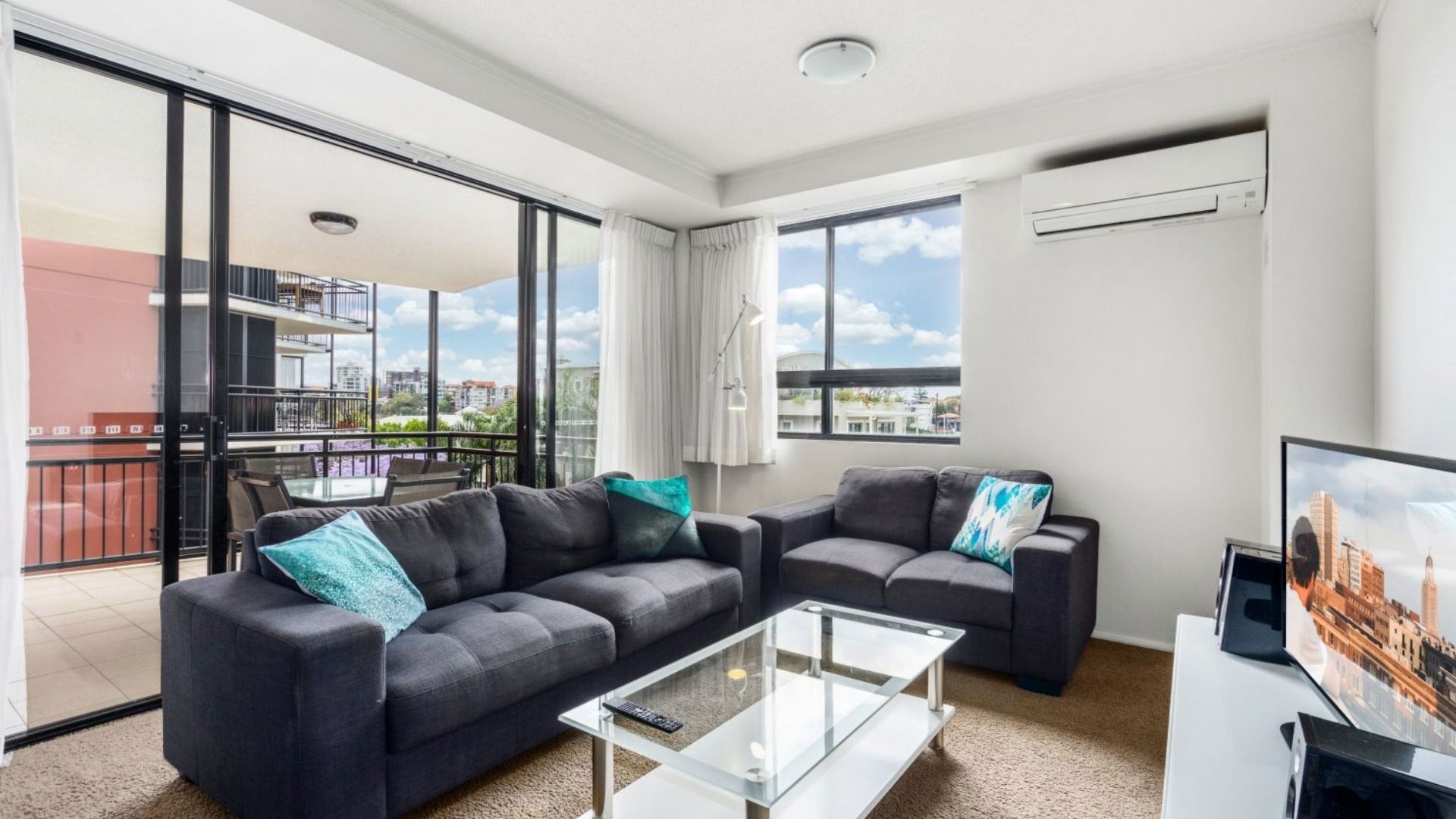 The Docks On Goodwin Living 