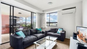 The Docks On Goodwin Living 