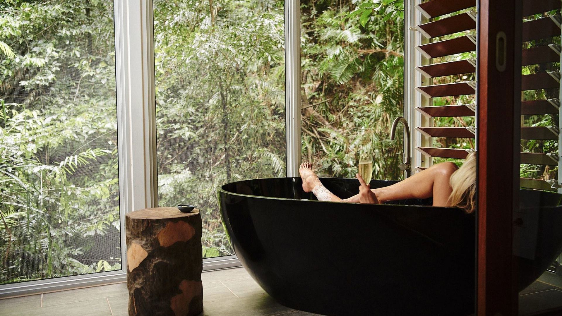 Daintree Eco Lodge - rainforest hideaway bath