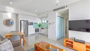 Coco Mooloolaba 1 Bedroom Apartment Living Room 