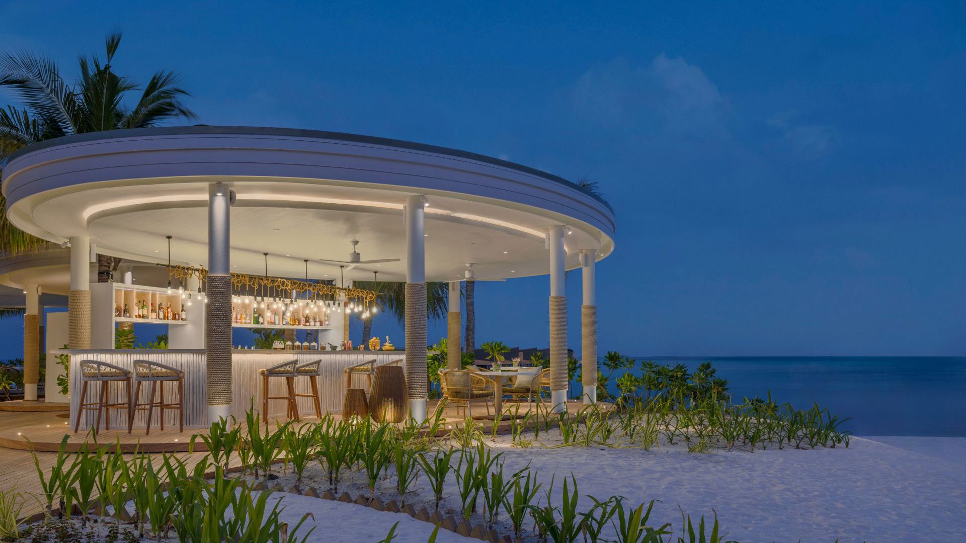 Centara Mirage Lagoon - Suan Bua Restaurant