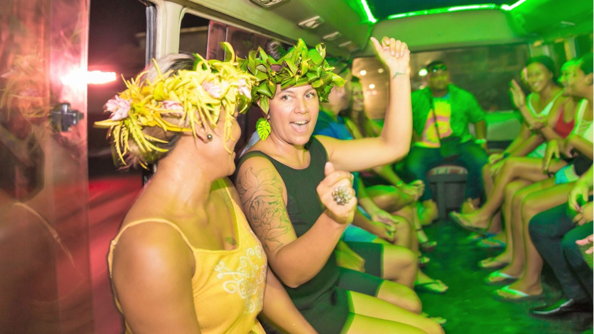 Rarotonga sightseeing group party bus - Image credit: Going Troppo Nightlife Tour