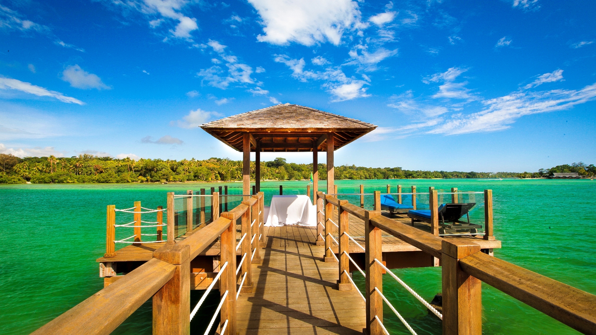 Warwick Le Lagon Island Suite Jetty 