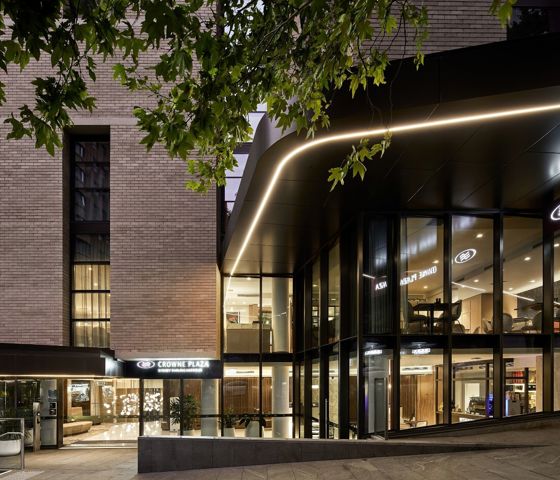 Crowne Plaza Sydney Exterior