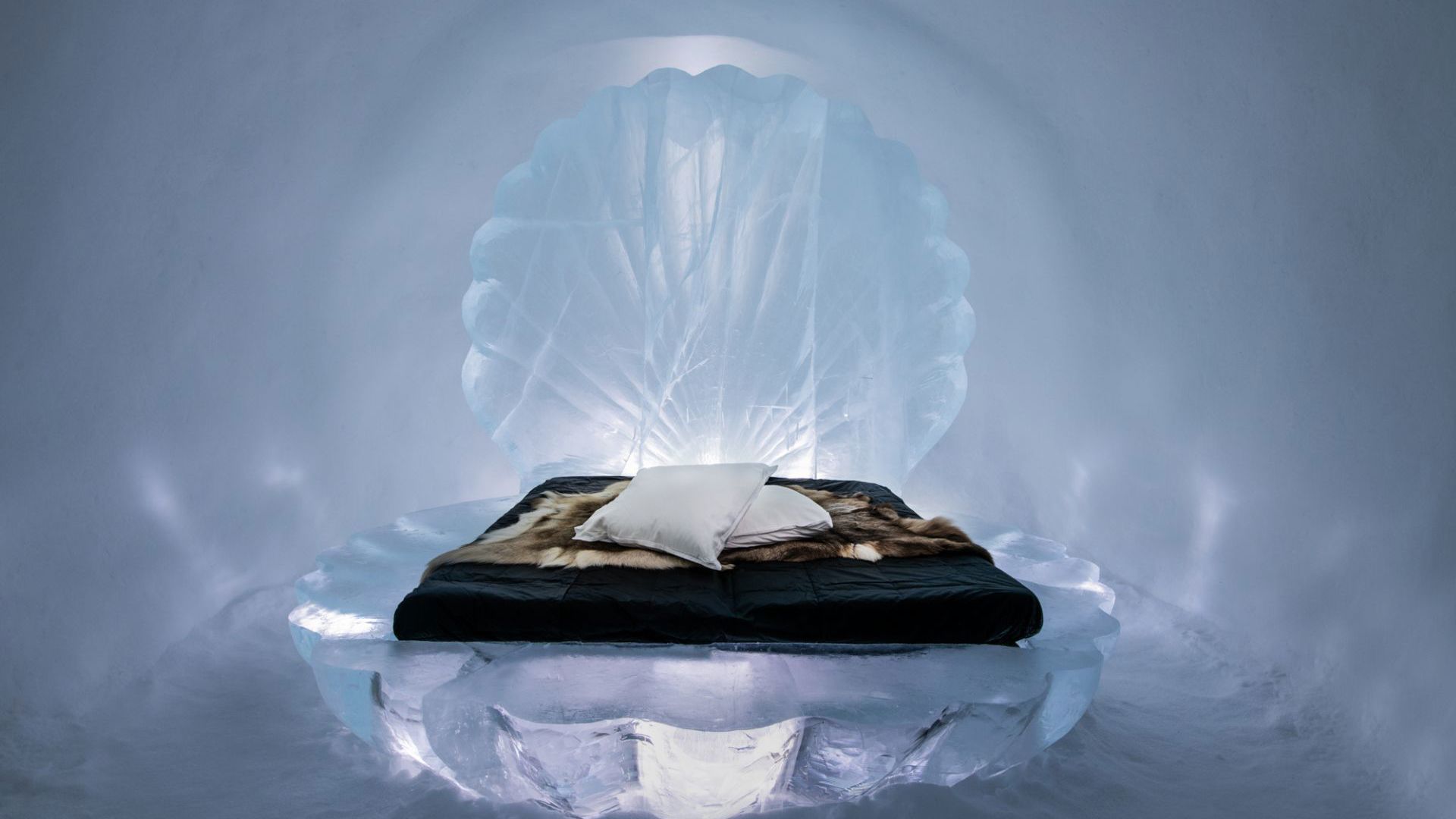 ICEHOTEL © Asaf Kilger