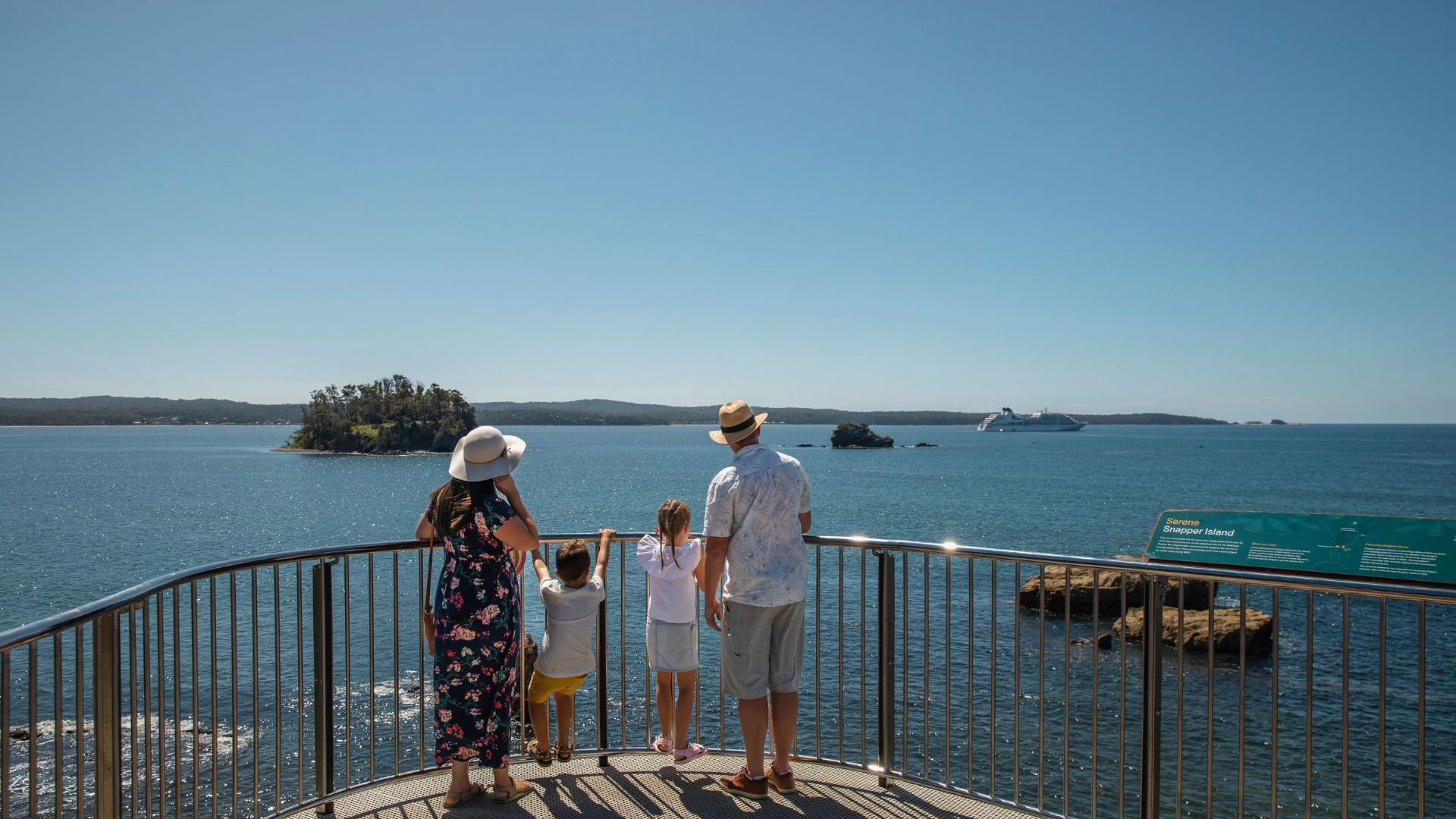 Sculpture Walk, Batemans Bay 198079 © Destination NSW