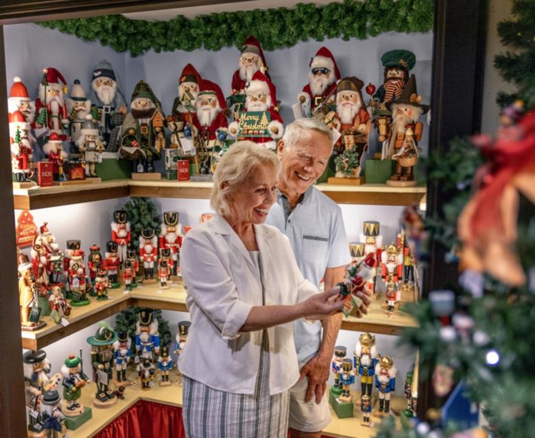 Uniworld at Rothenburg Christmas Store