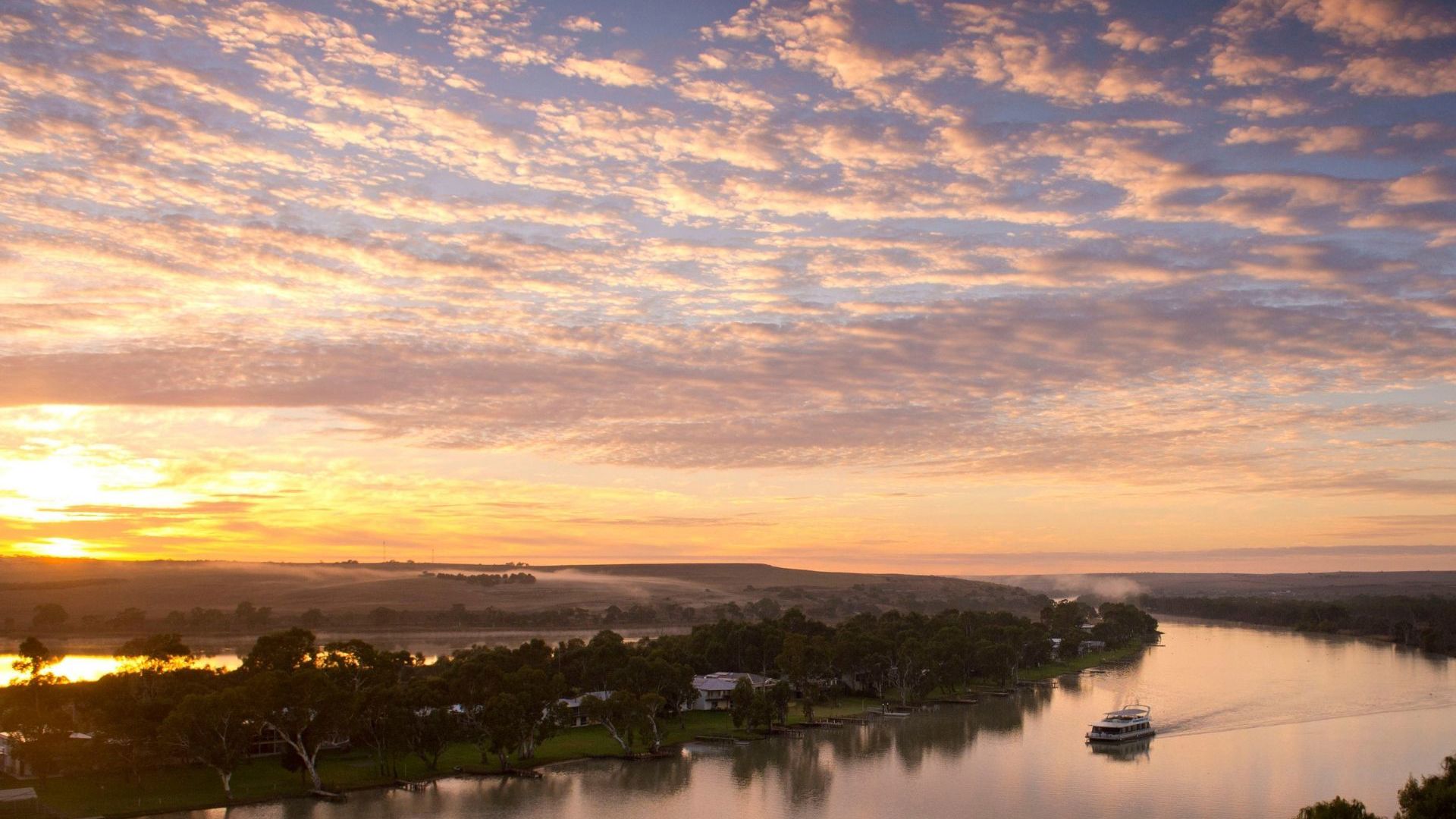 Unforgettable Houseboats Murray River Sunset View With Boat