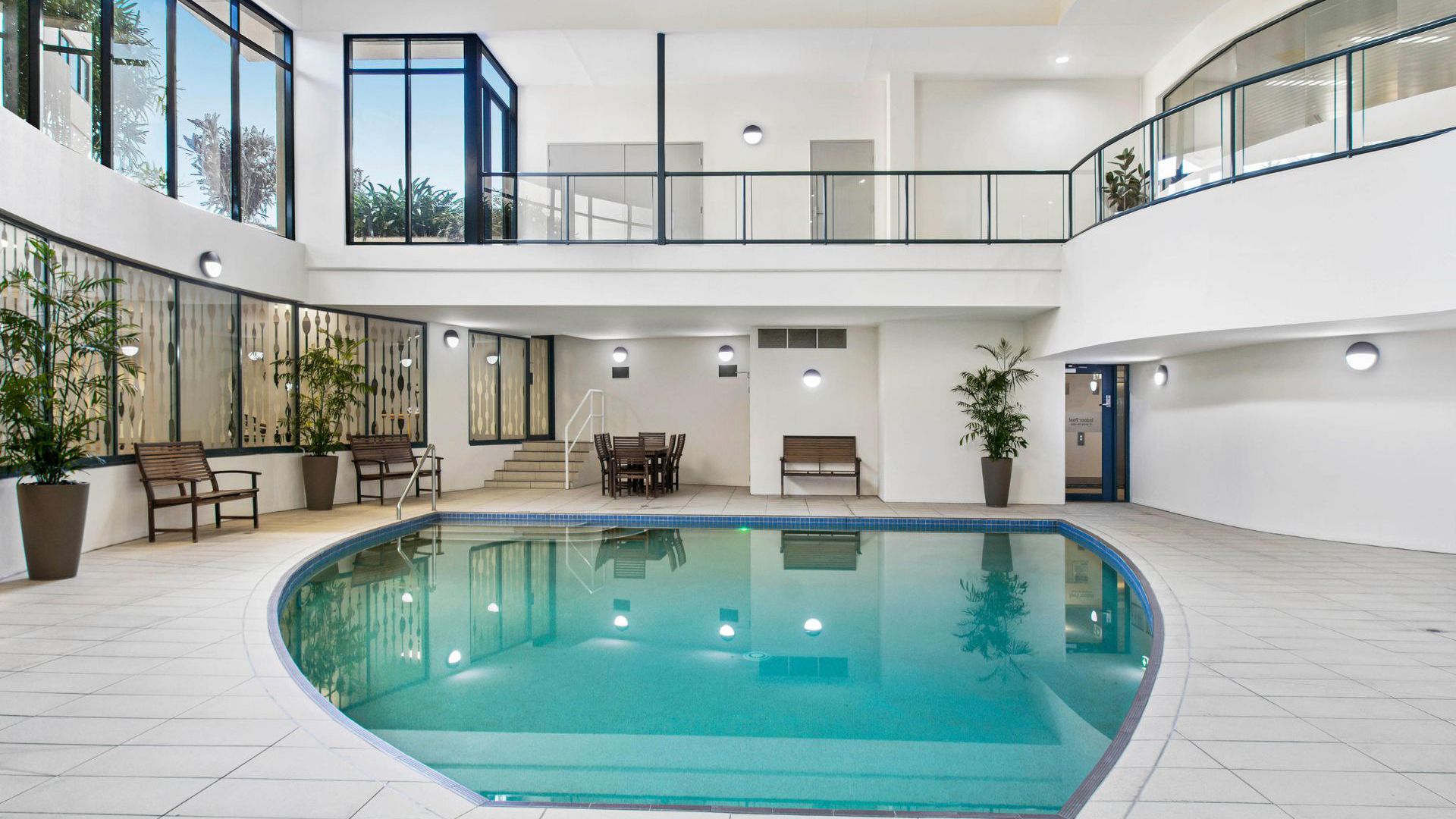 Mantra Mooloolaba Indoor Pool
