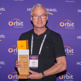 Scott Shearman with Award