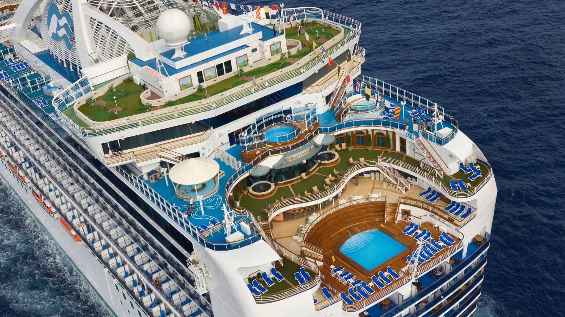 Crown Princess KP 2 DL 06 0119 - Princess Cruises