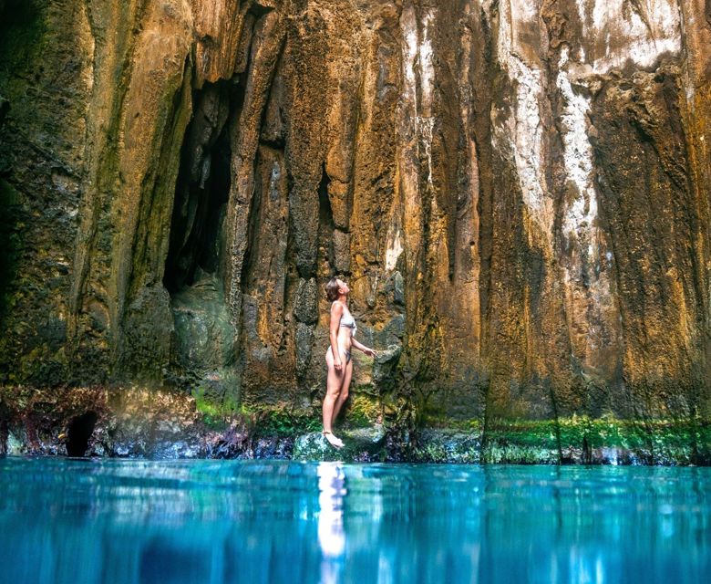 Awesome Adventures - Sawa I Lau Caves