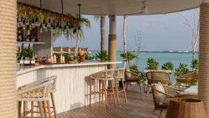 Centara Mirage Lagoon Maldives - Beach Bar