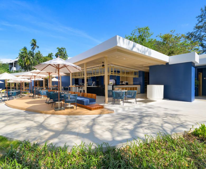 Centara Karon Resort - Escape Pool Club