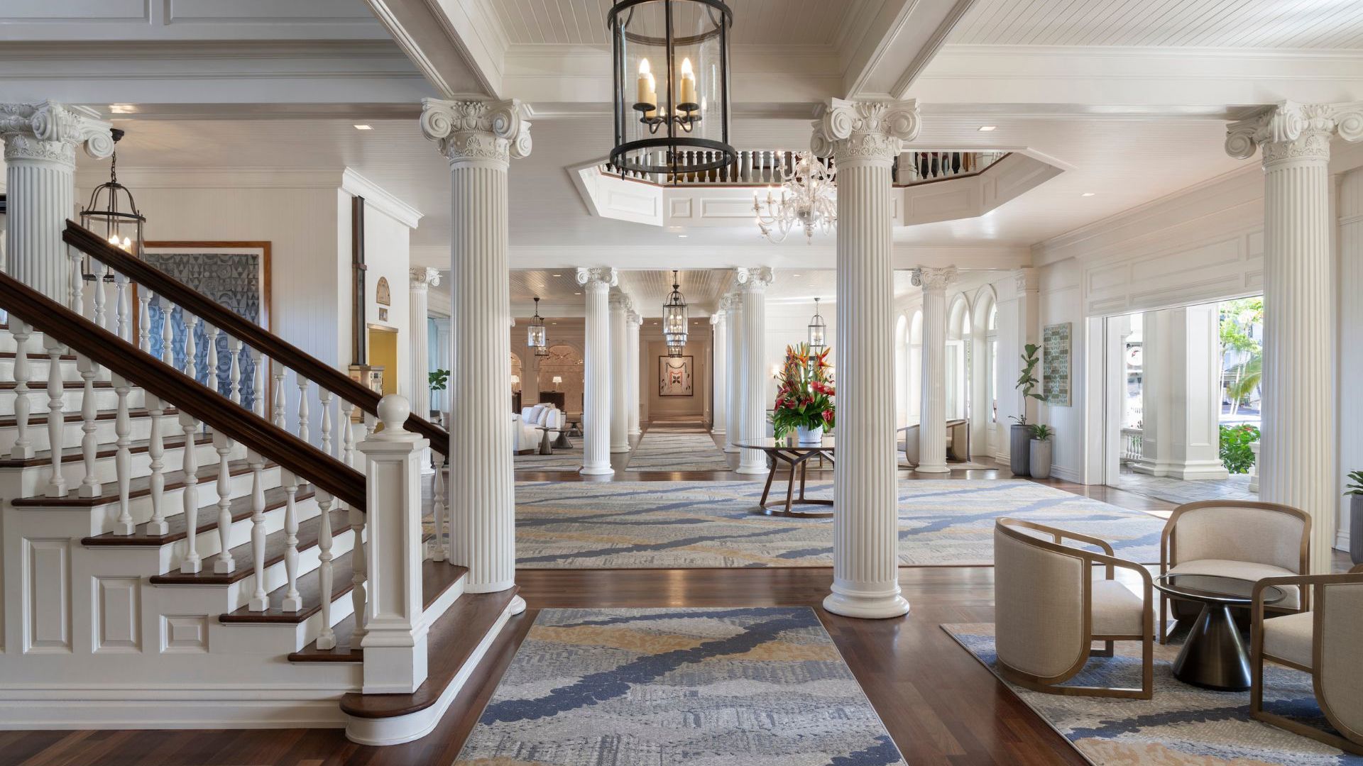 Moana Surfrider, A Westin Resort & Spa - Lobby