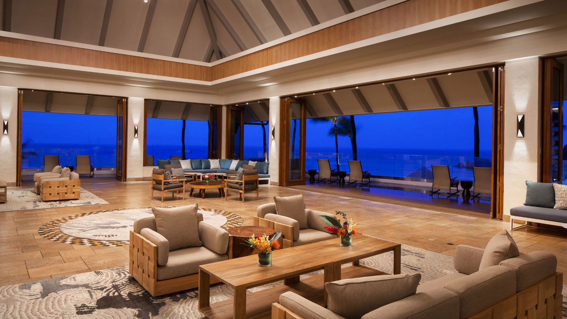 Sheraton Maui Resort & Spa - Lobby